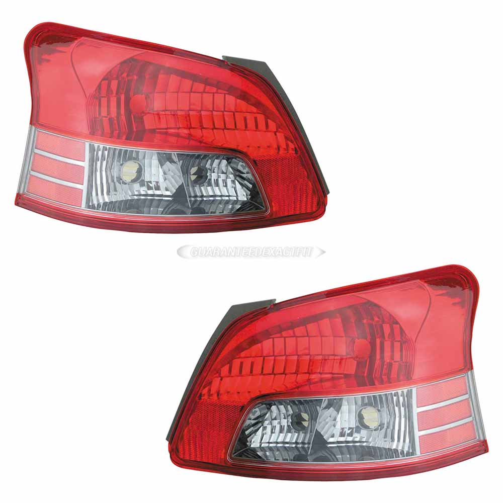  toyota Yaris Tail Light Assembly Pair 