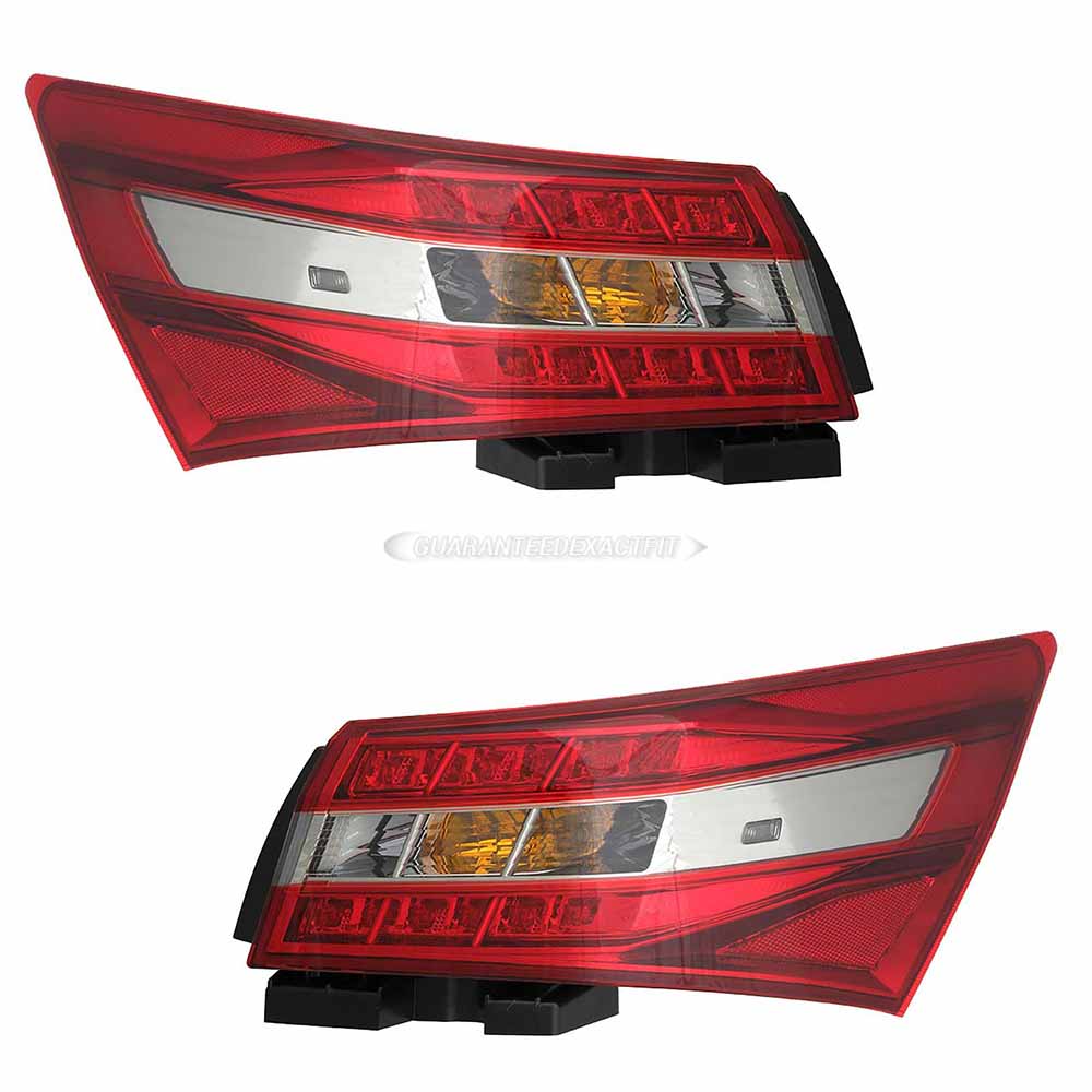  toyota Avalon Tail Light Assembly Pair 