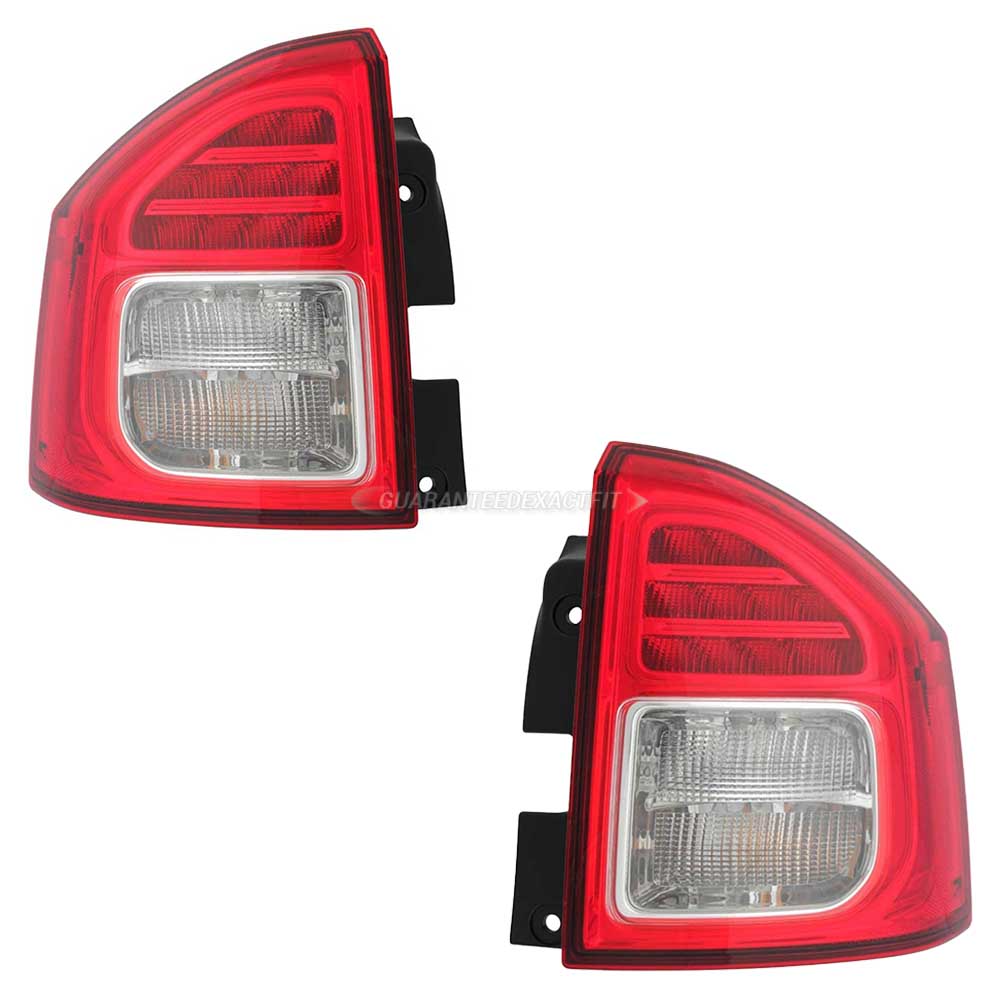  jeep Compass Tail Light Assembly Pair 