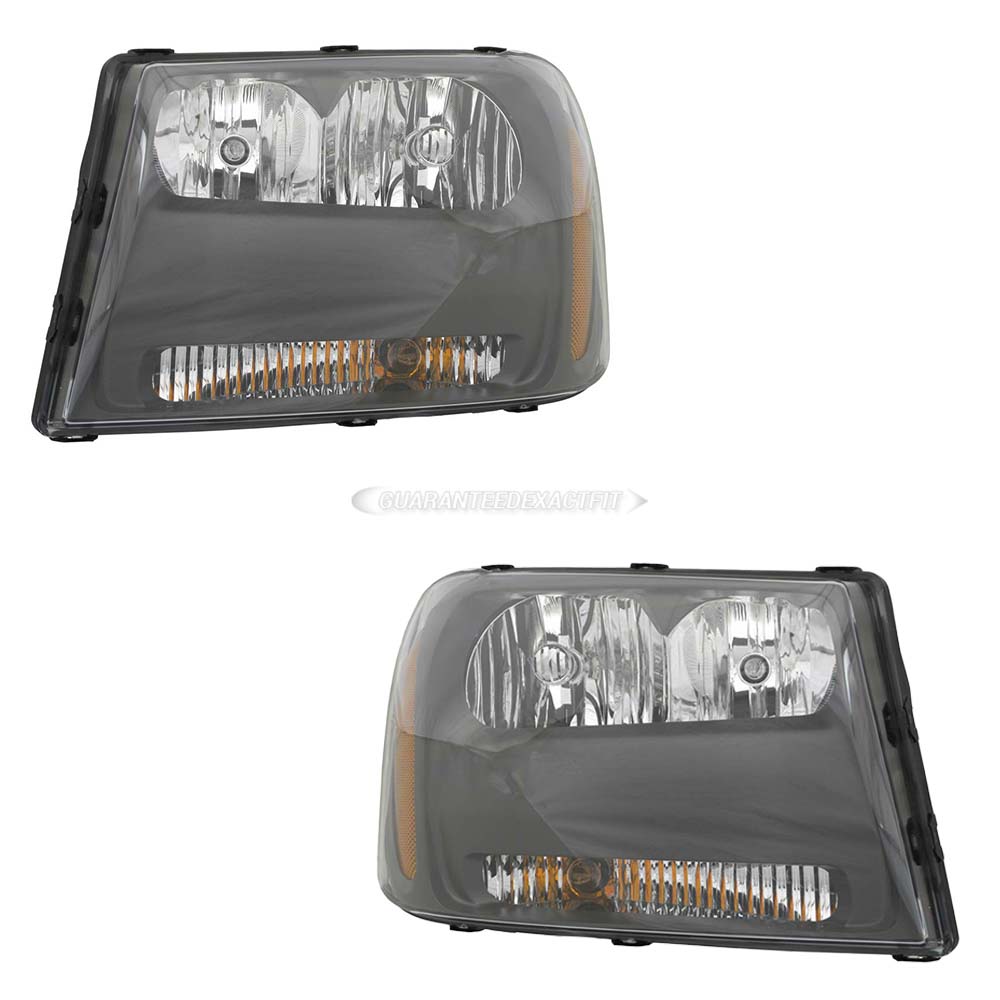  chevrolet Trailblazer Headlight Assembly - Pair 