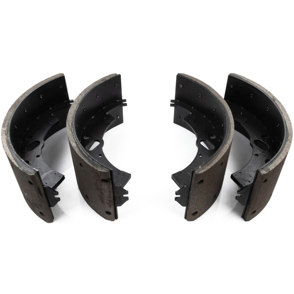  ford B700 Brake Shoe Set 